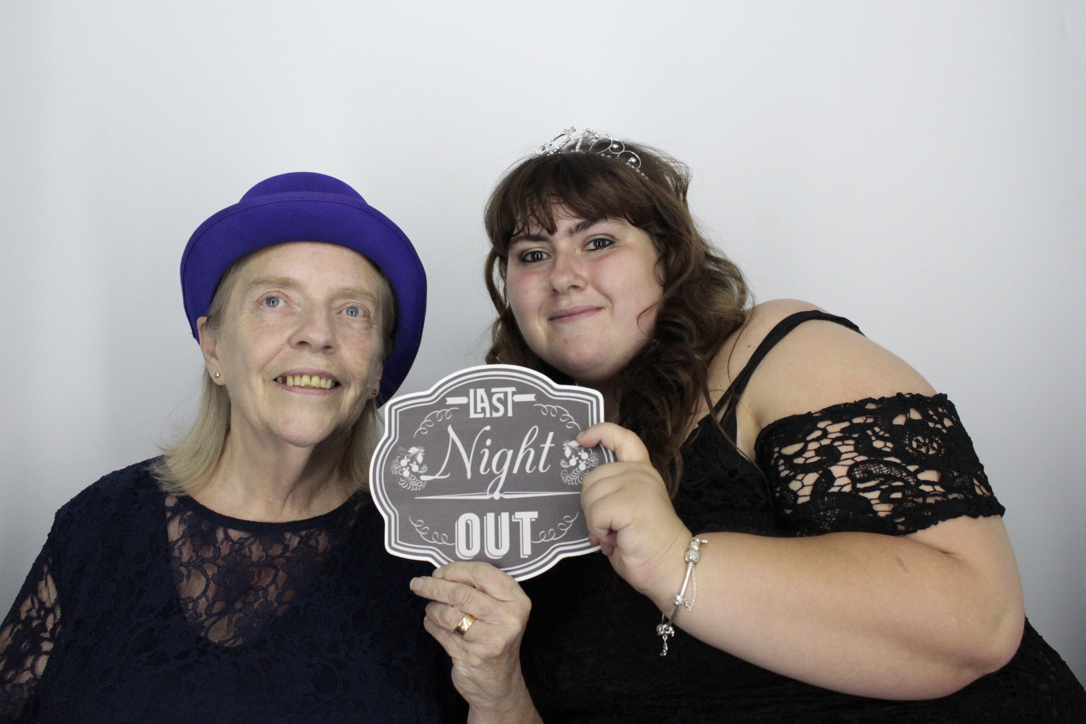 Ellesse's 21st Birthday | View more photos from the event at gallery.myphotoboothexperience.co.uk/u/MyPhotoBoothExperienceLtd/Ellesses-21st-Birthday